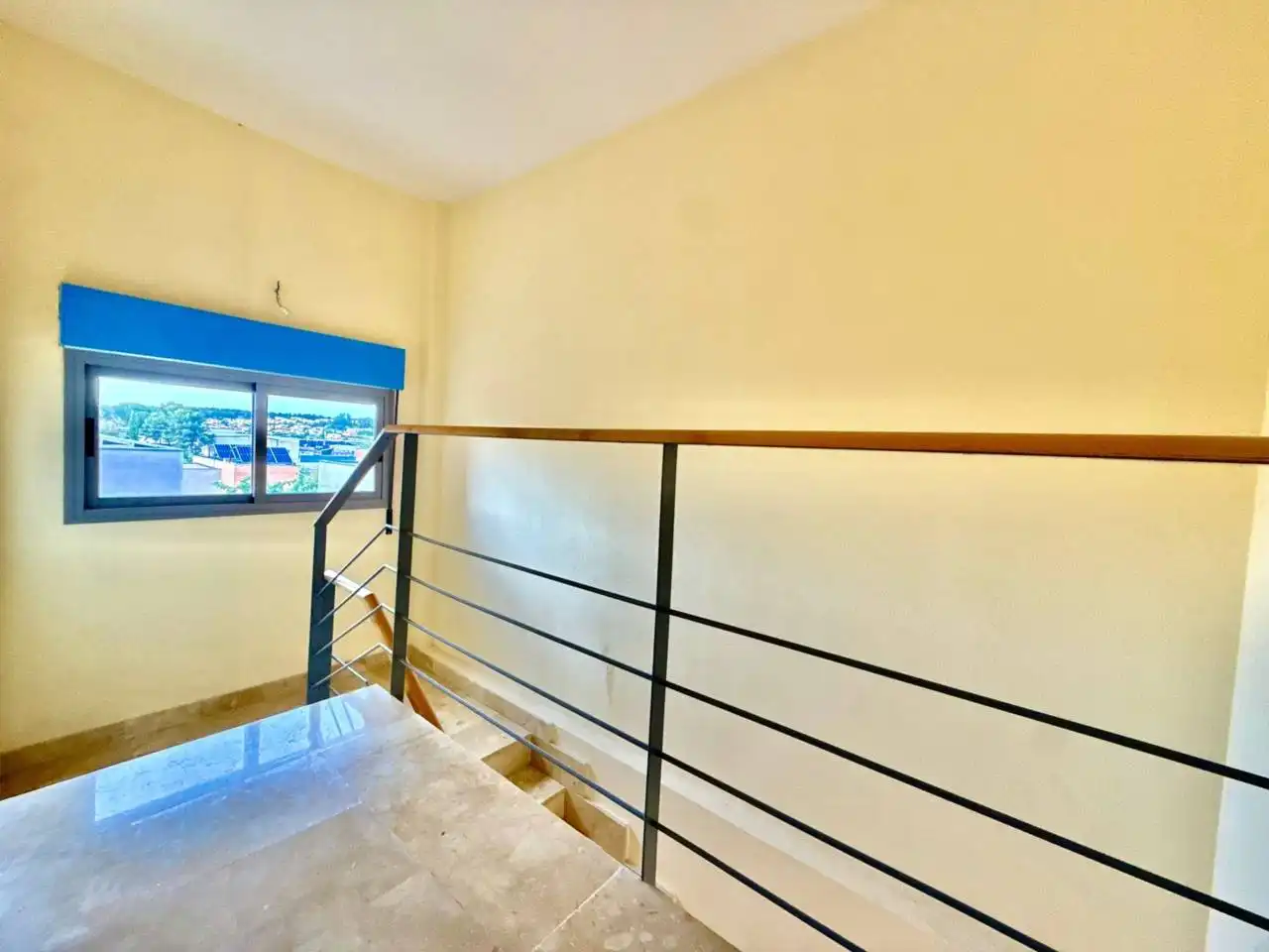 Casa adosada en venta en Bargas con Calefacción, Jardín privado y Alarma