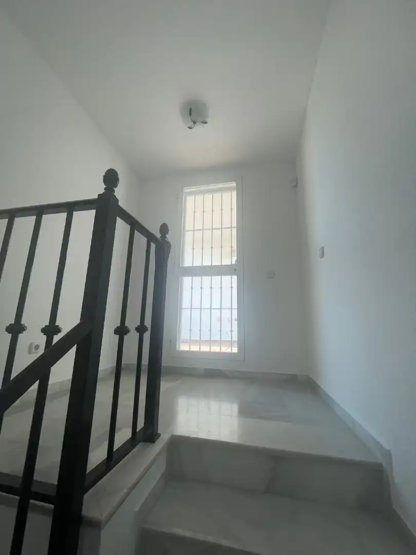 Adossat amb piscina en venda a Calle Nueva Atalaya 37, imagen 9
