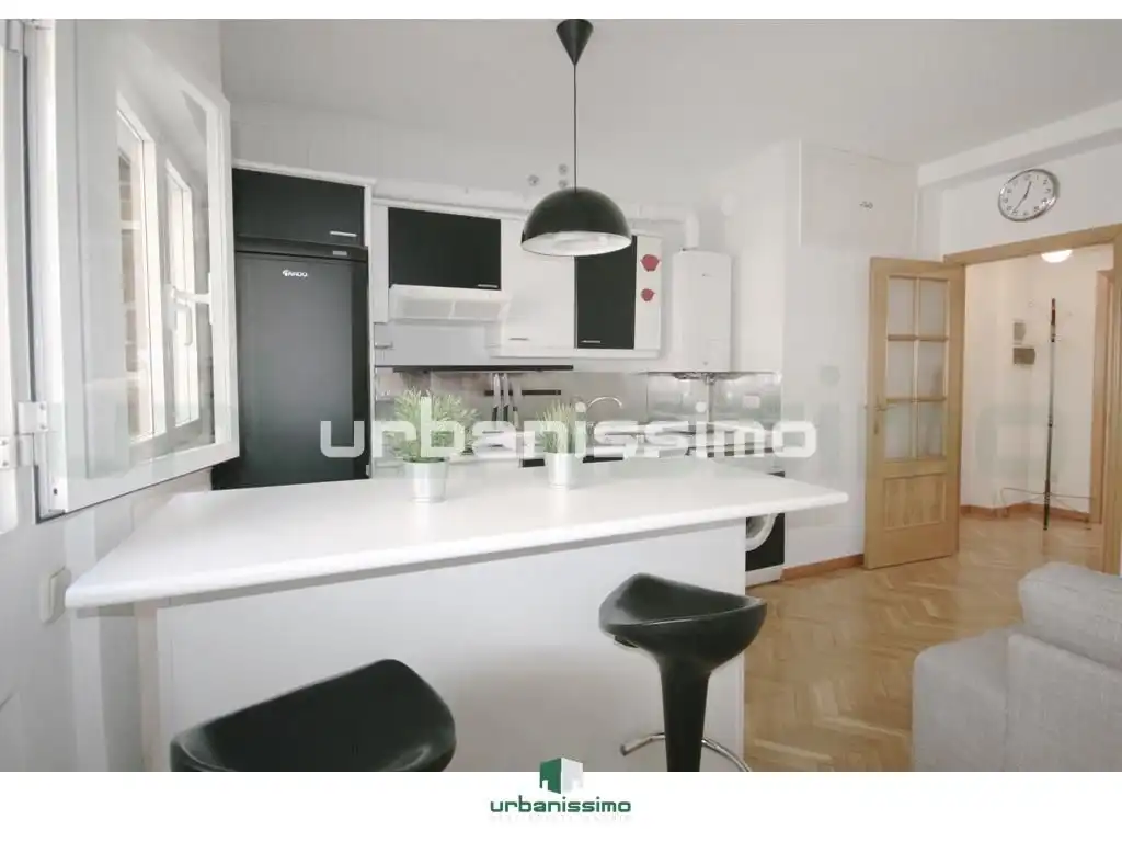 Apartament de lloguer a Esperanza Sánchez Carrascosa, Valdeacederas