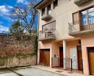 Vista exterior de Casa adosada en venda en Ezcaray amb Terrassa i Balcó