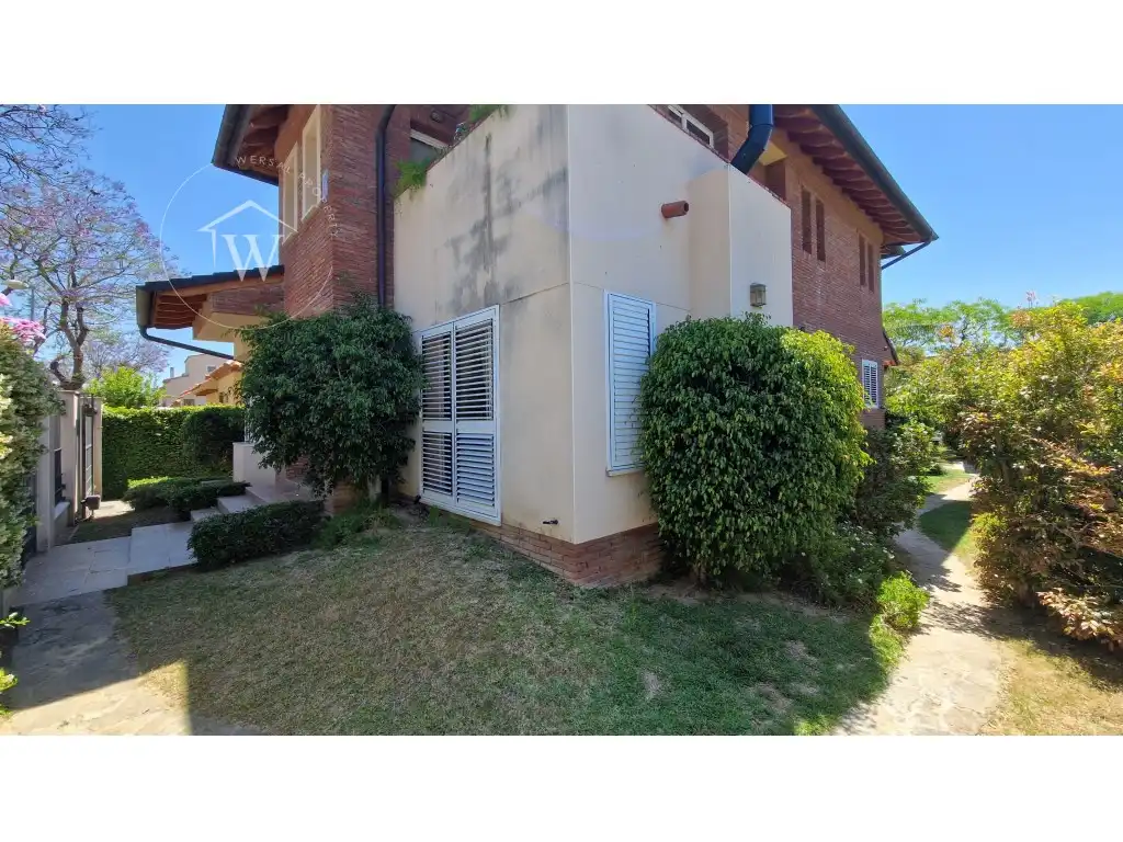 Vista exterior de Casa o xalet en venda en Cambrils amb Aire condicionat, Moblat i Balcó