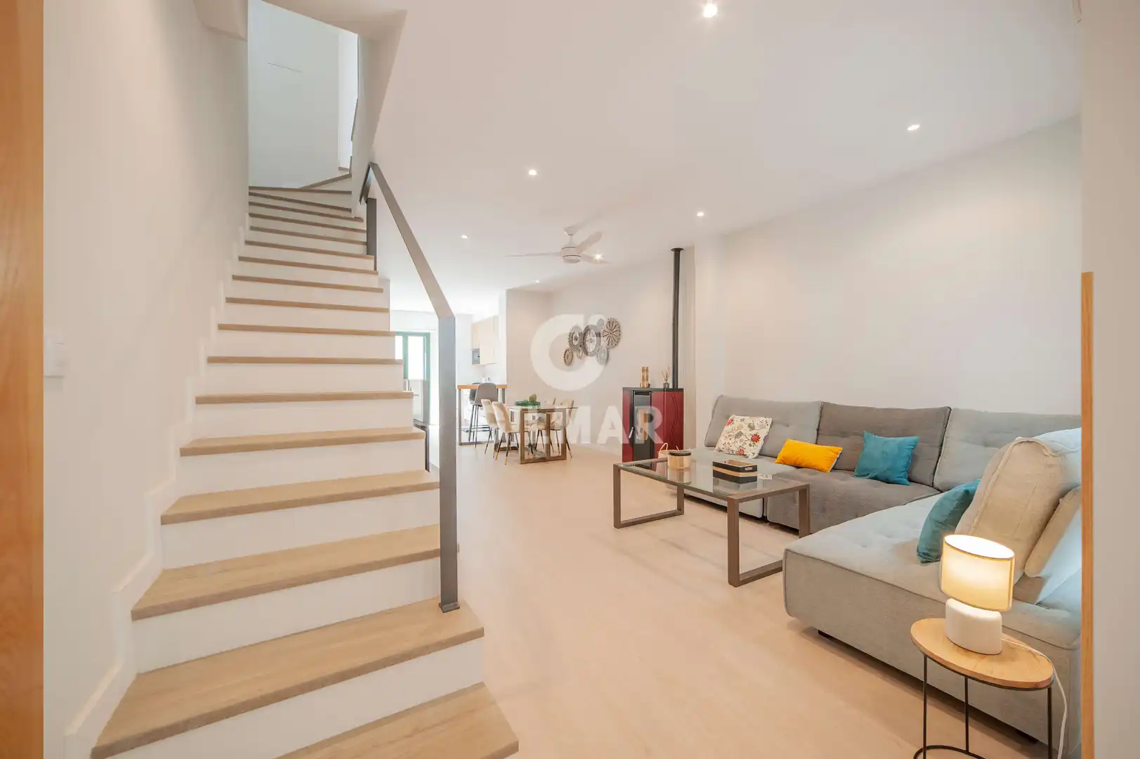Maisonette zur Miete in Sevilla mit Heizung, Möbliert und Balkon