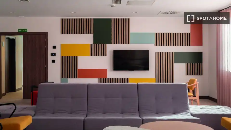 Room in Camino de Ronda