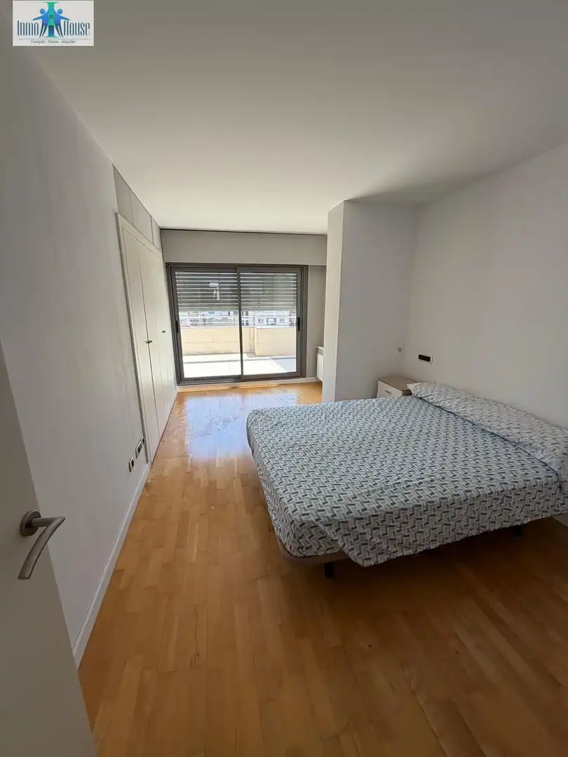 Bedroom of Attic for rent in Albacete  with Air Conditioner, Heating and Parquet flooring