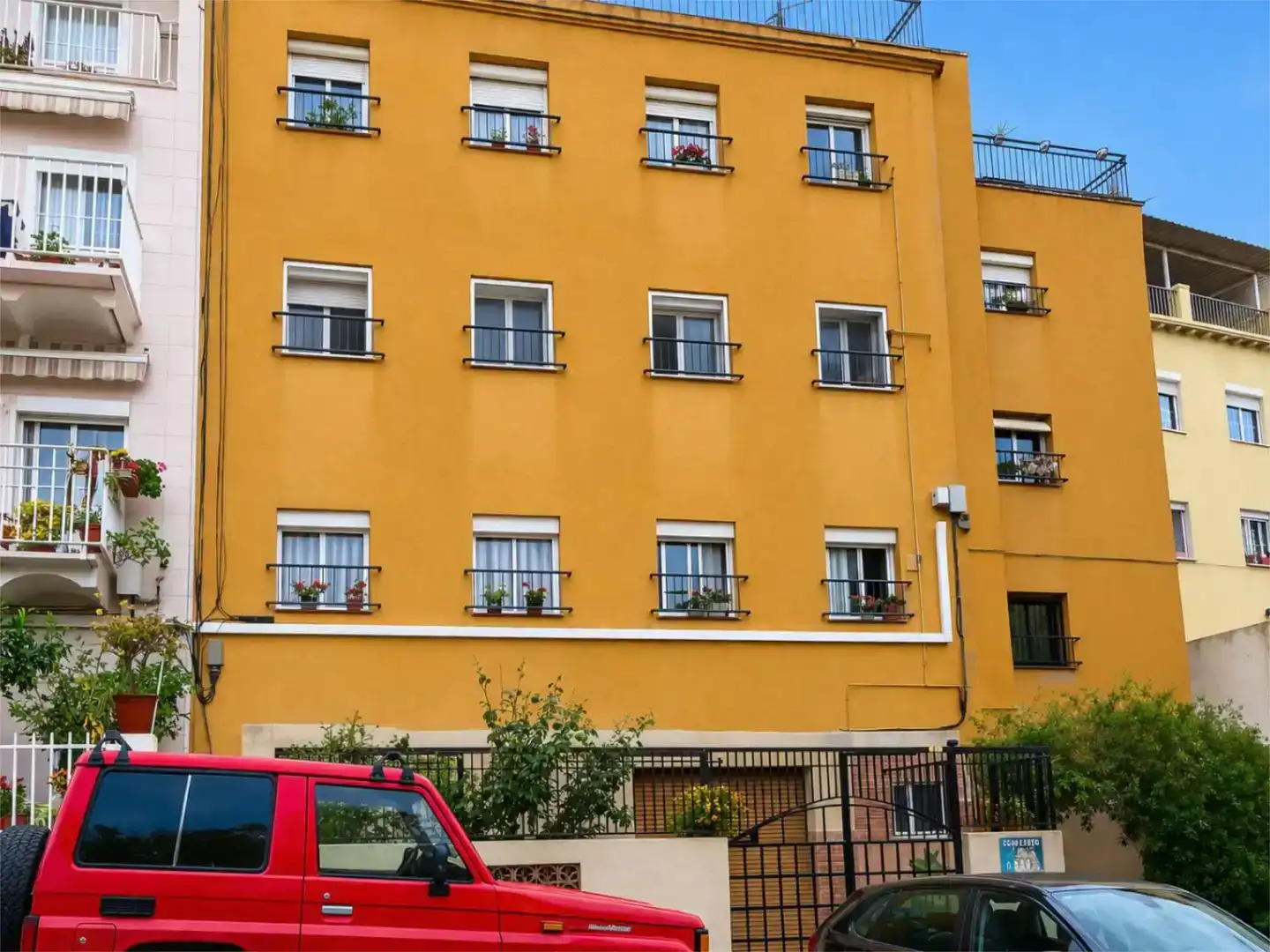 Vista exterior de Piso en venta en Montgat con Aire acondicionado, Parquet y Amueblado