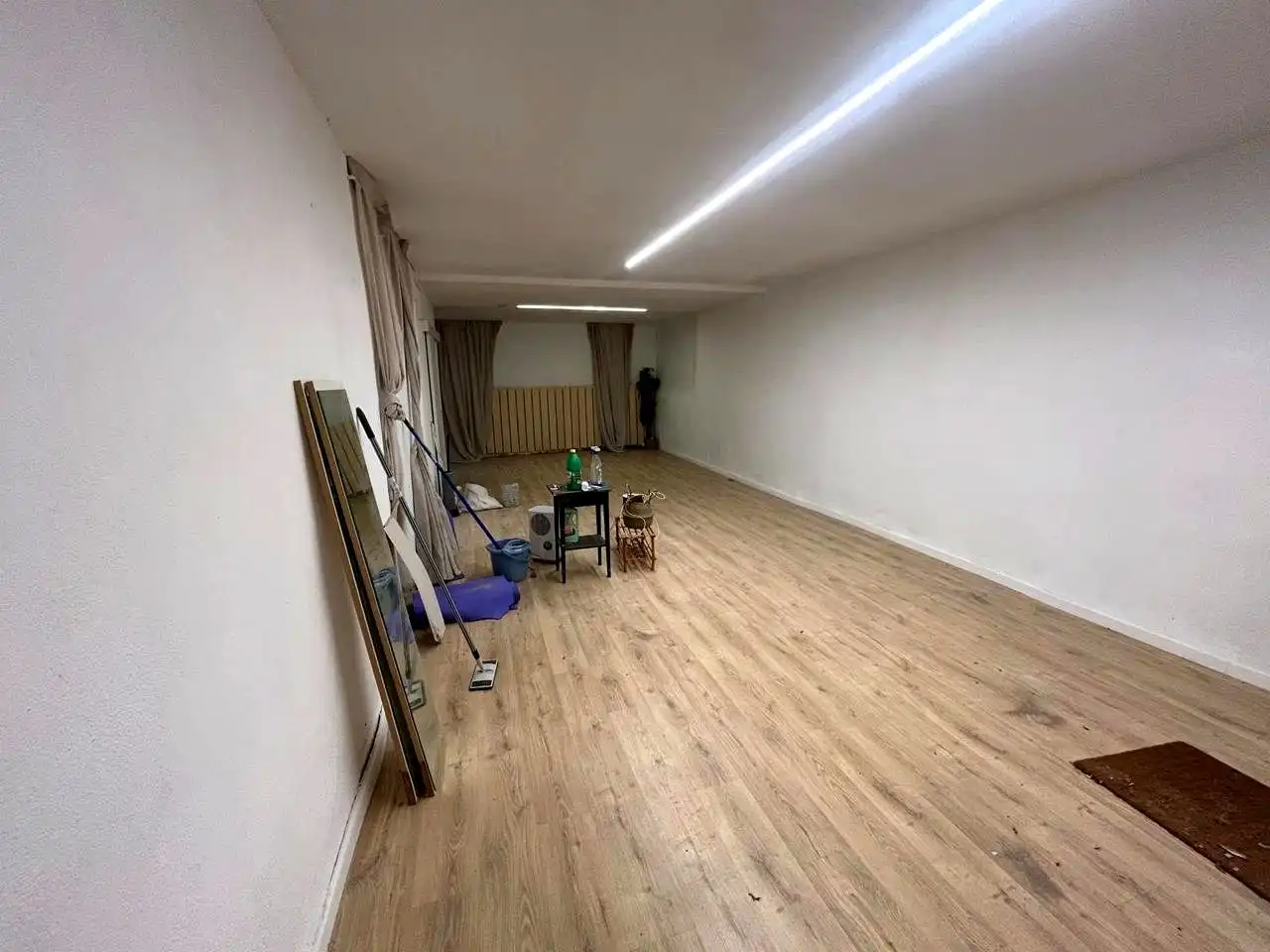 Business premises for sale in calle d'En Cortines, imagen 2