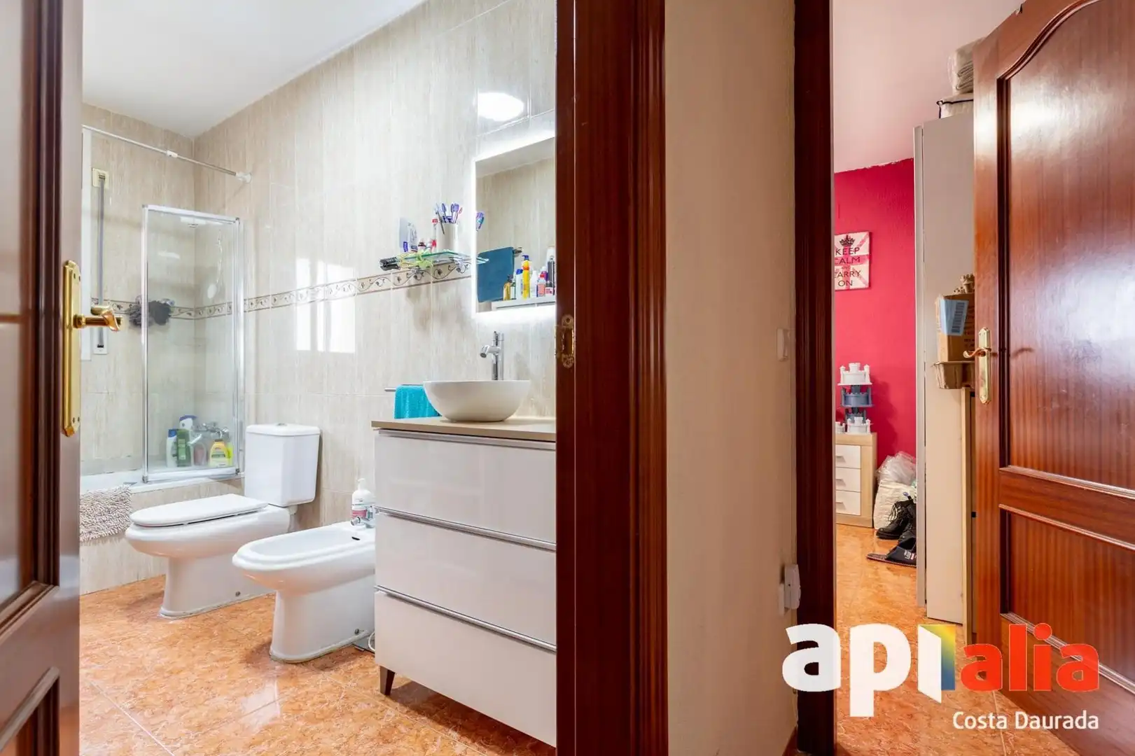 Casa aparellada amb terrassa en venda a Carrer Pamplona, imagen 28