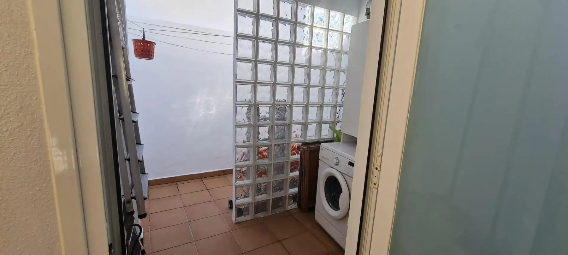 Cuina de Casa o xalet en venda en San Fernando amb Aire condicionat, Calefacció i Jardí privat