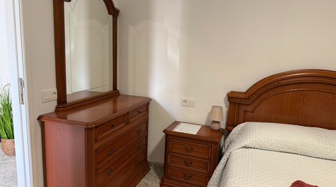 Foto 2 de Piso de alquiler en La Camella, Arona