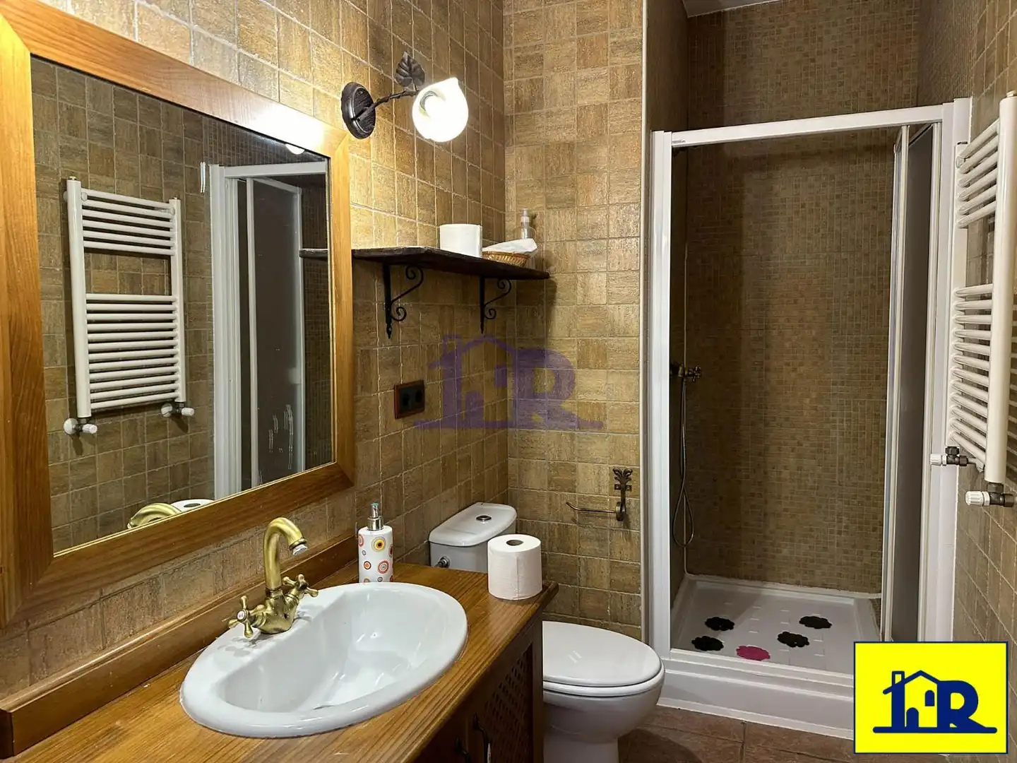 Bathroom of Houses for sale in Villar de Olalla  with Heating, Terrace and Storage room
