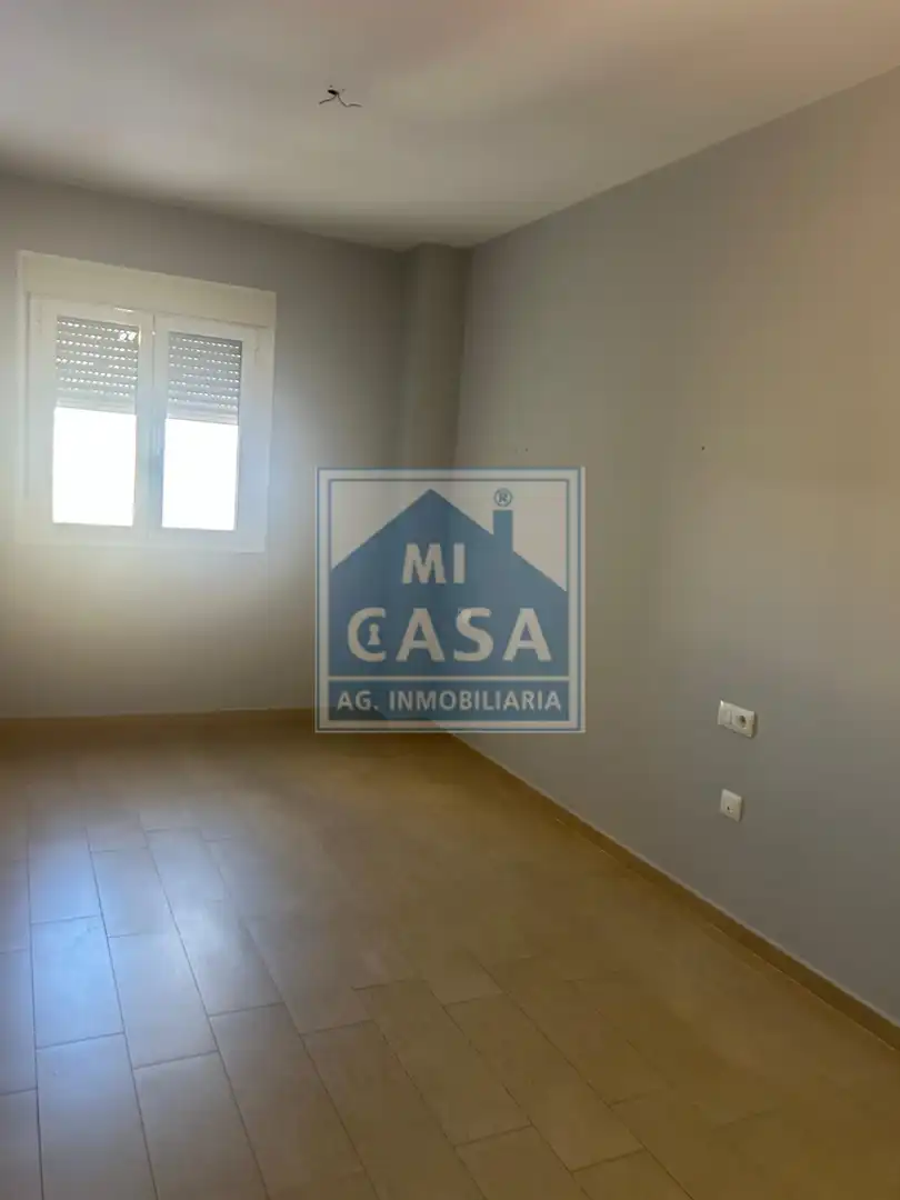 Schlafzimmer von Dachboden zur Miete in Mérida mit Klimaanlage, Heizung und Terrasse