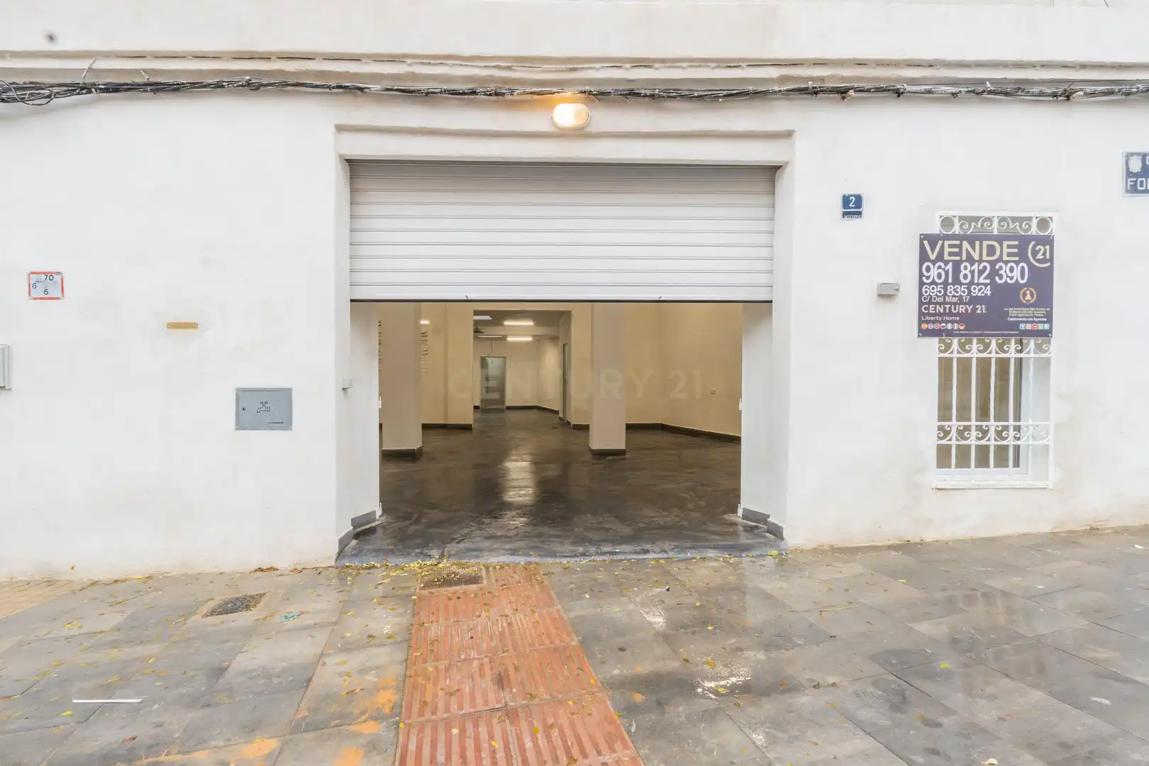 Local de lloguer a CL MESTRE FORTEA 2 TORRENT (VALENCIA), 2, Zona Calle Valencia