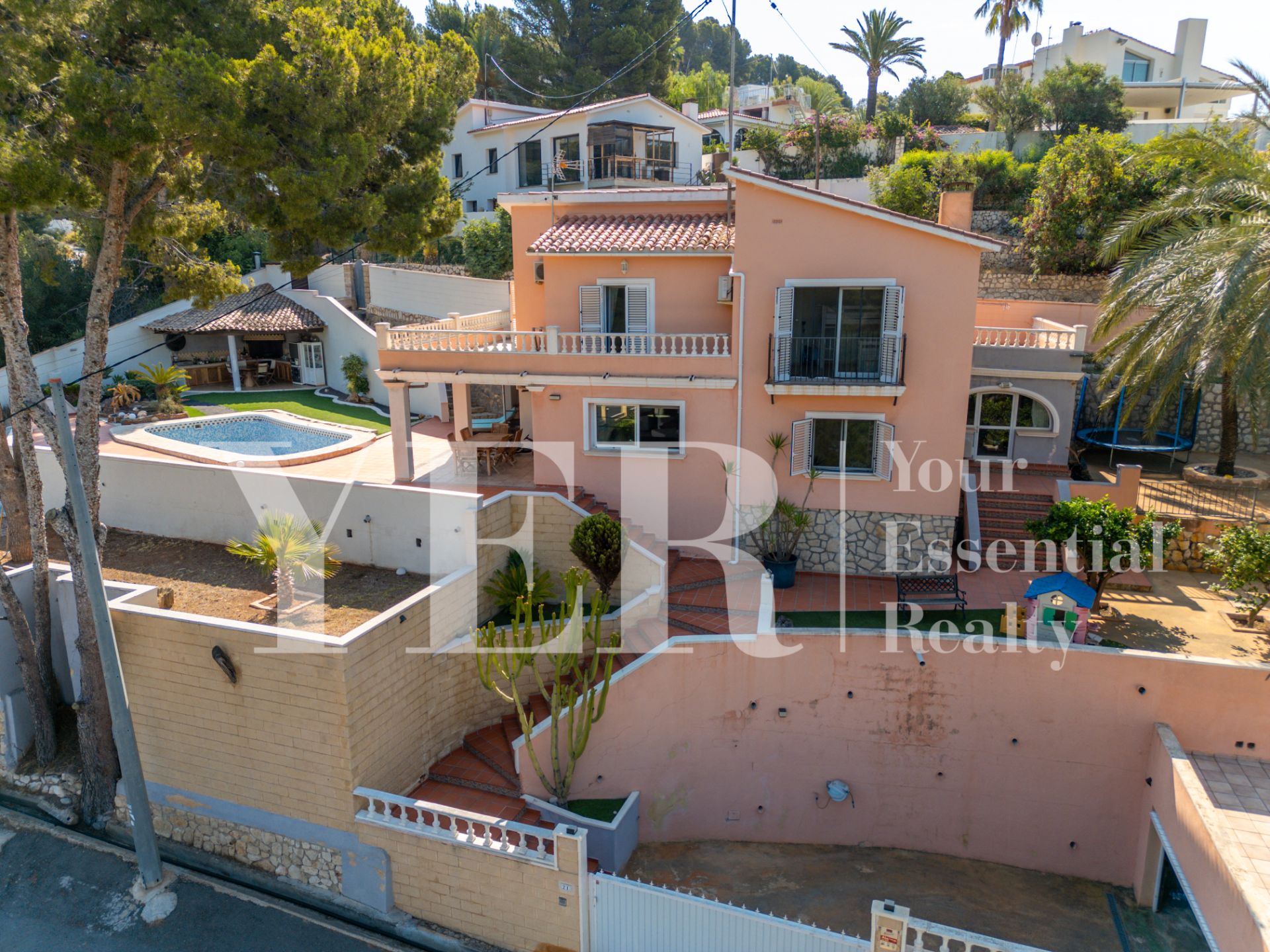 Vista exterior de Casa o xalet en venda en Altea amb Aire condicionat, Jardí privat i Terrassa