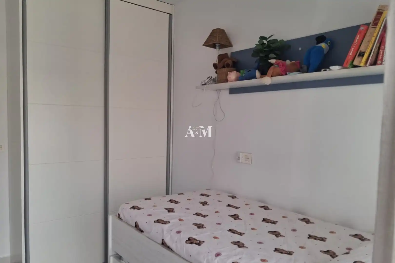 Habitación de Ático de alquiler en Pilar de la Horadada con Calefacción, Terraza y Trastero