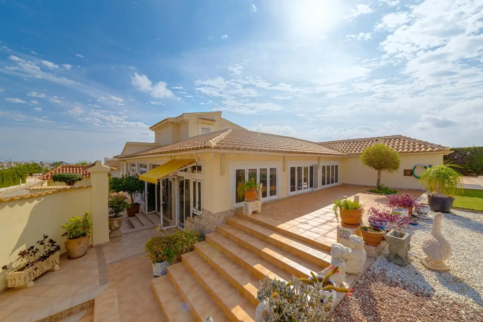Casa o xalet en venda a Carrer Carrer de la Sierra Morena-las Filipinas, Villamartín - Las Filipinas