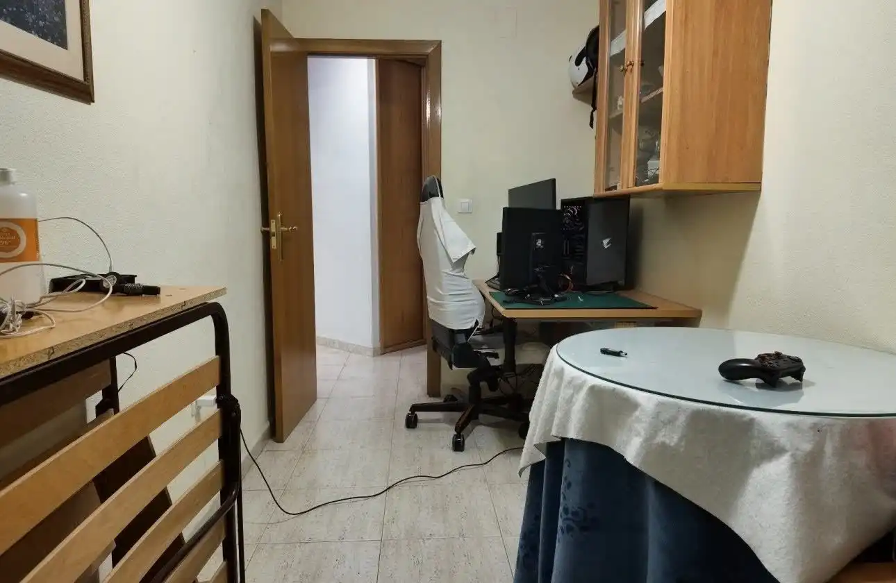Piso en venta en Alicante / Alacant con Aire acondicionado, Trastero y Amueblado