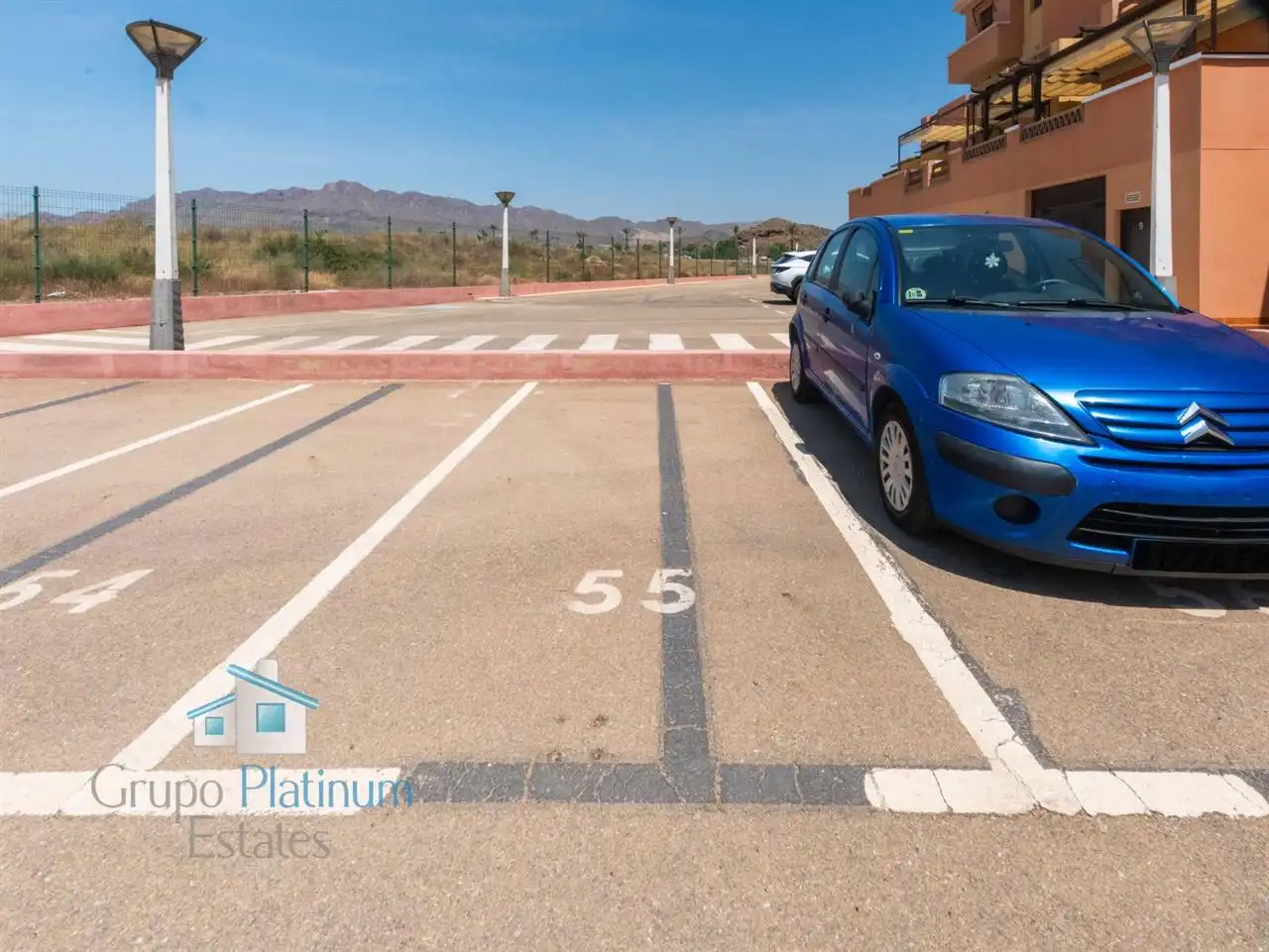 Parking de Apartamento en venta en Pulpí con Terraza, Piscina y Amueblado