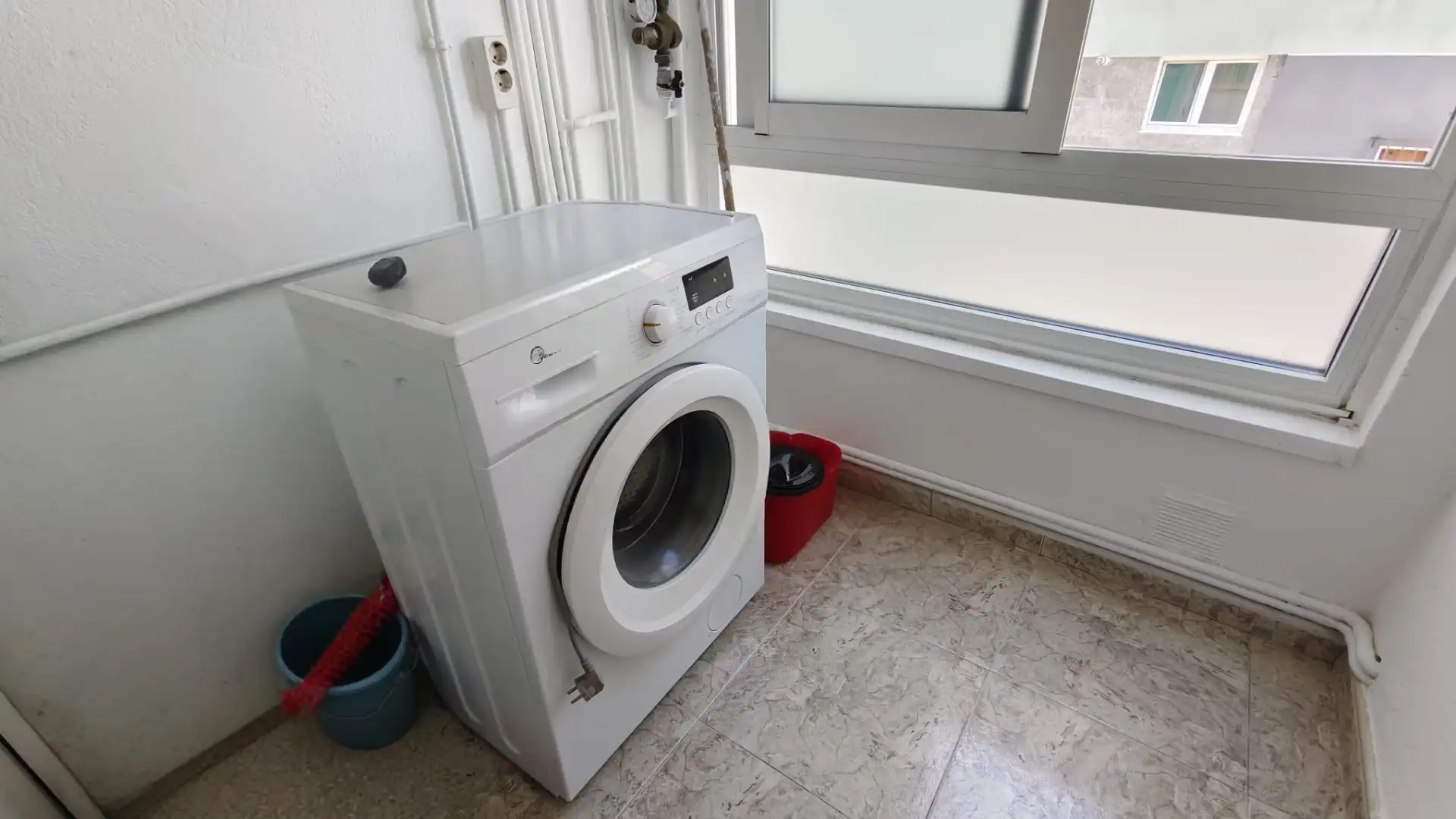 Exterior view of Flat for rent in Santiago de Compostela   with Heating, Furnished and Oven