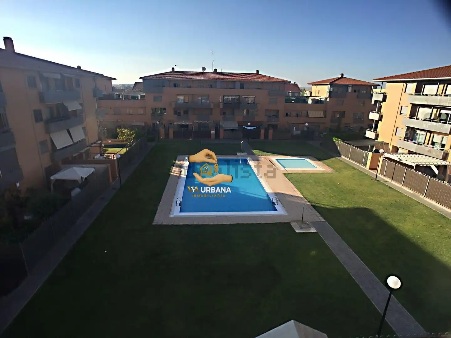 Schwimmbecken von Wohnung zum Verkauf in Salamanca mit Heizung, Privatgarten und Terrasse