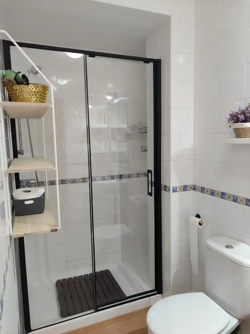 Baño de Apartamento de alquiler en Conil de la Frontera