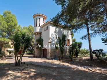 Casa con balcón en venta en Riudecanyes