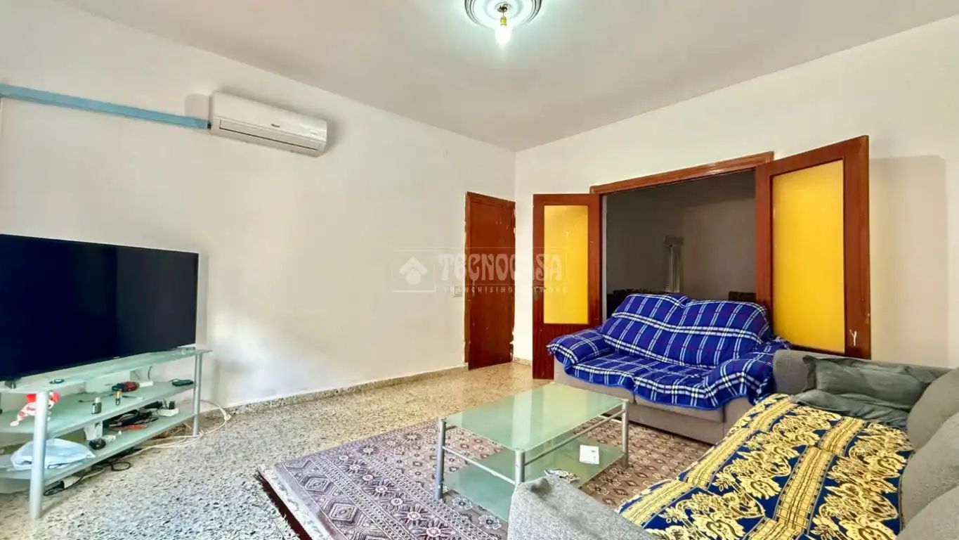 Sala de estar de Piso en venta en Fuensalida con Aire acondicionado, Calefacción y Terraza
