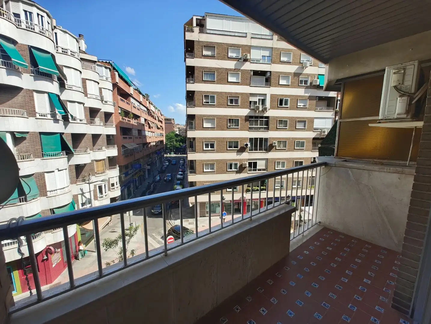 Balcony of Flat for rent in Granada  with Air Conditioner, Heating and Furnished
