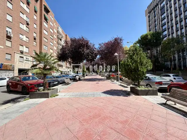 Exterior view of Flat for sale in Madrid  with Air Conditioner, Heating and Terrace