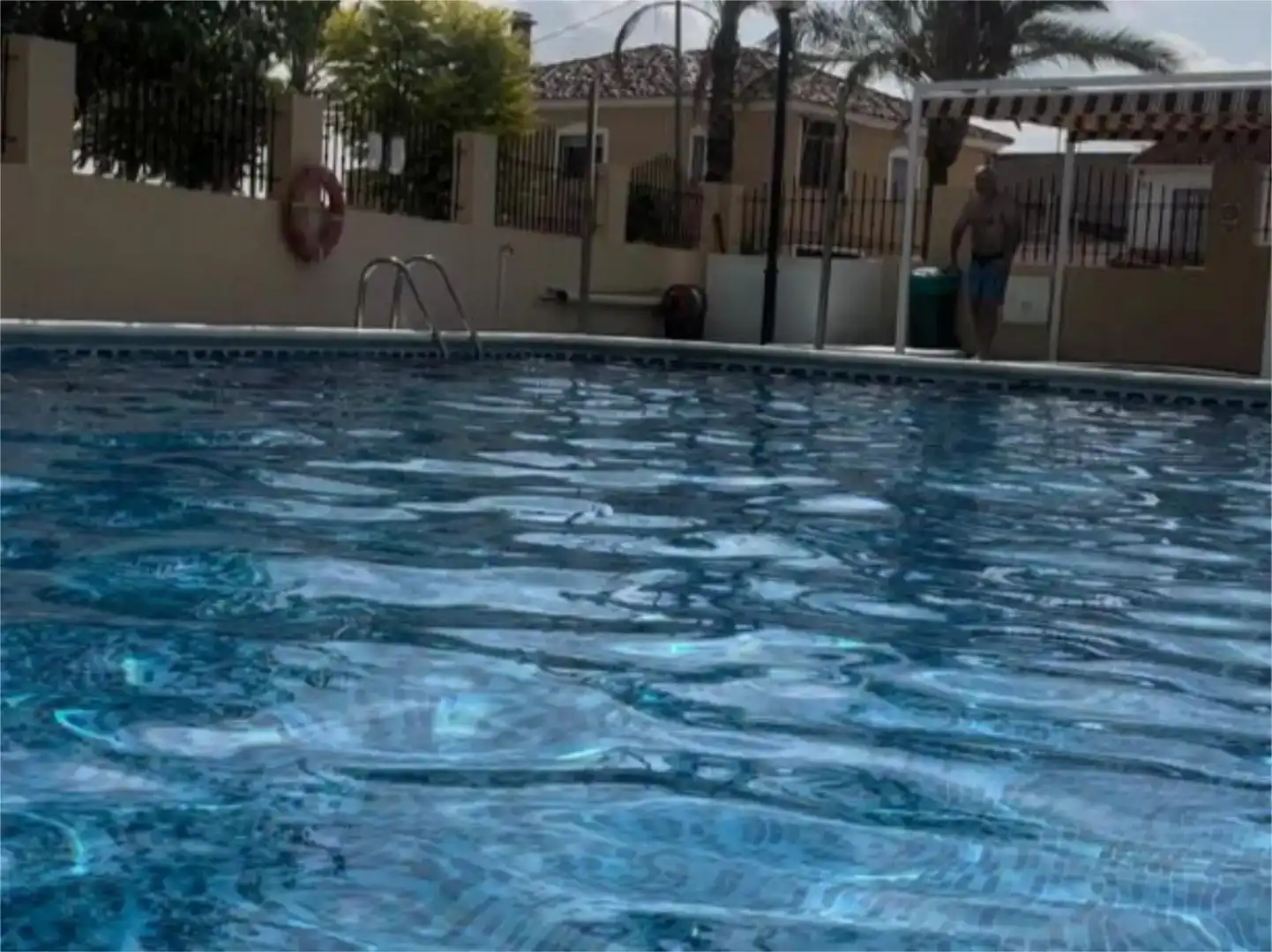 Piscina de Pis en venda en Orihuela amb Aire condicionat, Jardí privat i Parquet