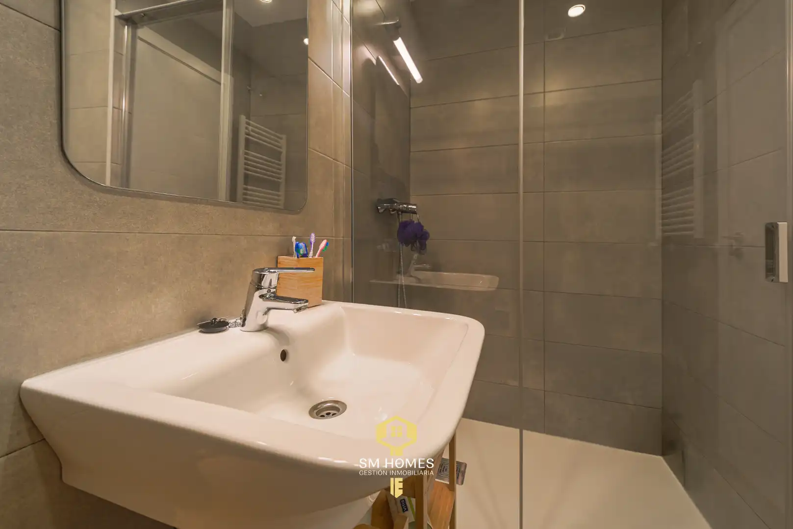 Bathroom of Flat for sale in Vicálvaro