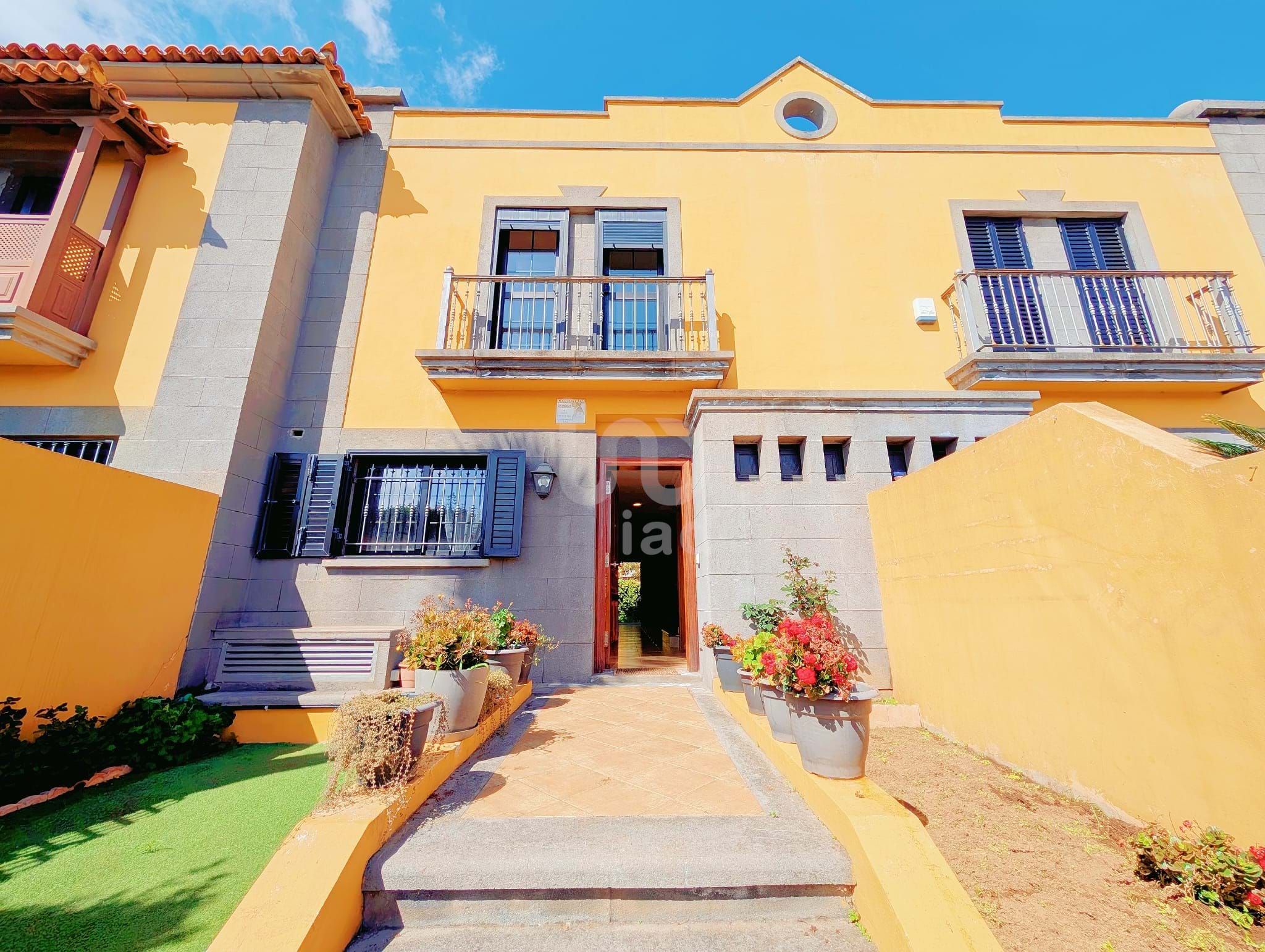 Exterior view of House or chalet for sale in San Cristóbal de la Laguna  with Terrace