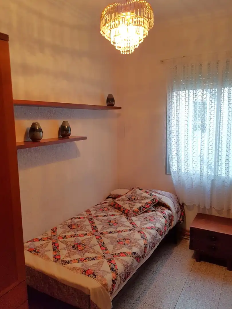 Schlafzimmer von Wohnung zum Verkauf in  Logroño mit Klimaanlage, Heizung und Parkett
