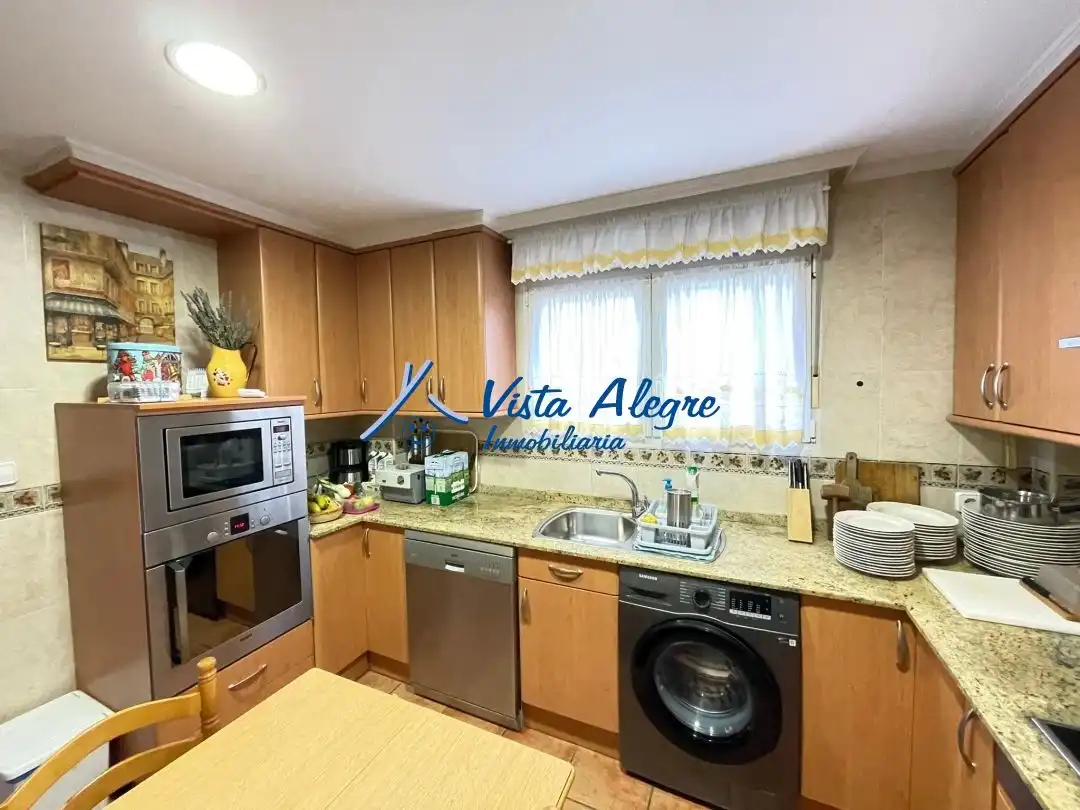 Cocina de Casa o chalet en venta en Cuzcurrita de Río Tirón con Calefacción, Jardín privado y Terraza