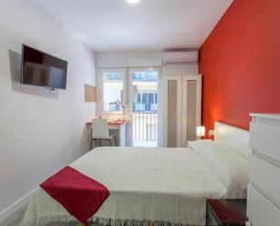 Dormitori de Apartament per a compartir en Burjassot amb Aire condicionat, Moblat i Rentadora