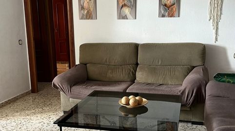 Foto 4 de Apartamento en venta en Avenida Mercado, 12, Miraflores, Marbella