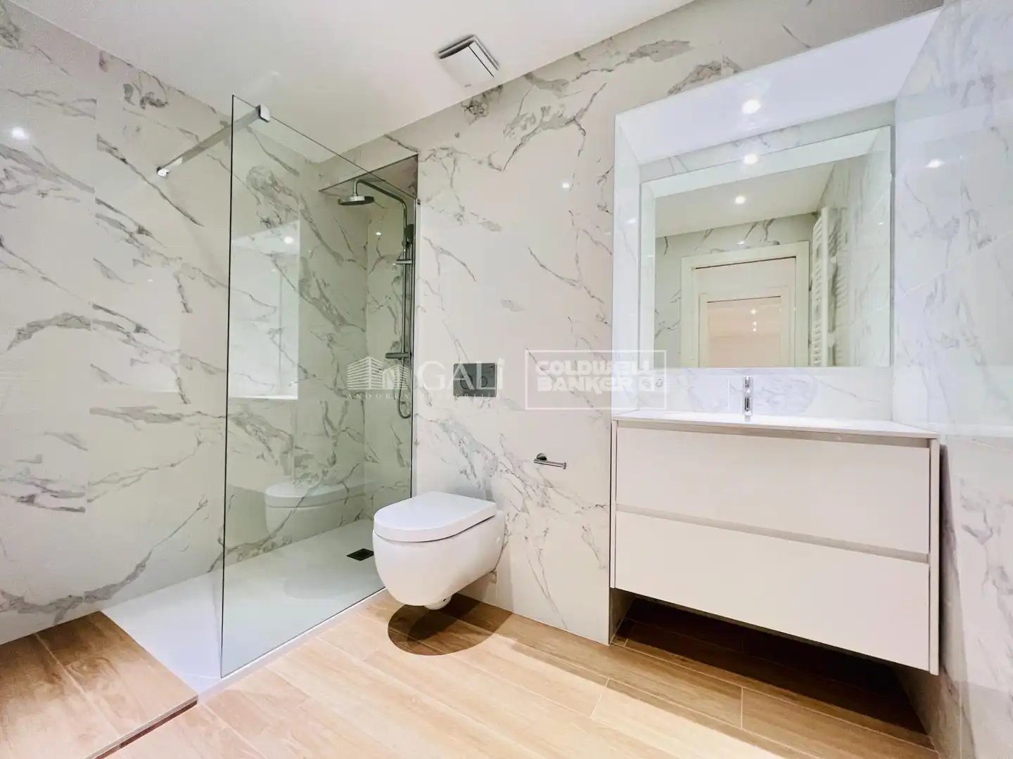 Piso de 3 habitaciones en alquiler en Escaldes-Engordany · 16 de 59