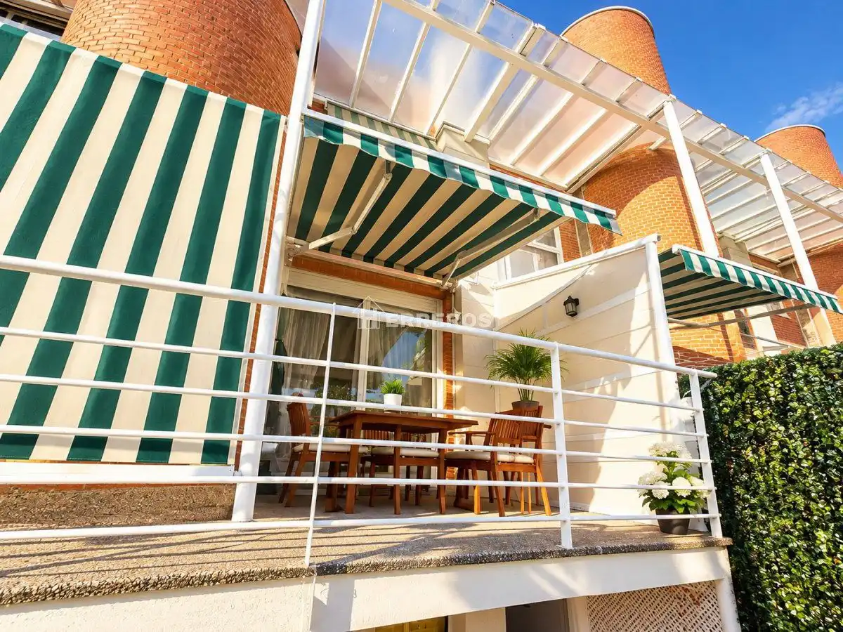 Casa a schiera con piscina in vendita a avda. de madrid, imagen 3