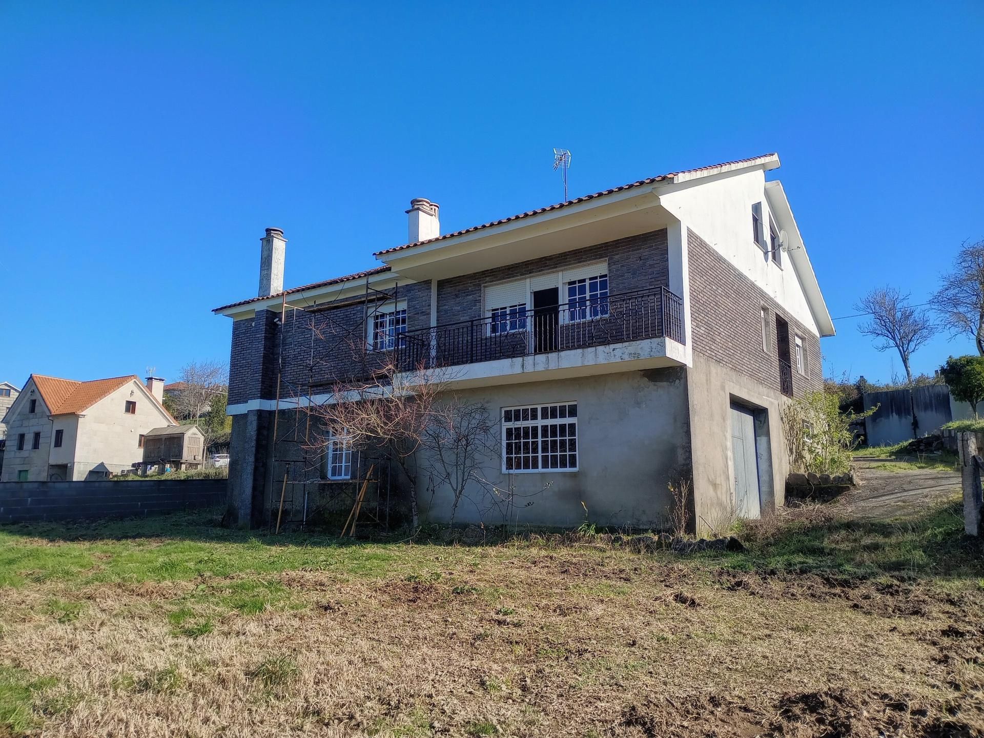 Vista exterior de Casa o xalet en venda en Pazos de Borbén amb Calefacció, Terrassa i Balcó