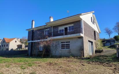 Vista exterior de Casa o xalet en venda en Pazos de Borbén amb Calefacció, Terrassa i Balcó