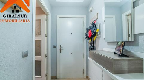 Foto 2 de Piso en venta en Calle Sagasta, Nueva Alcalá, Alcalá de Guadaira