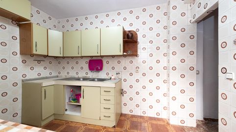 Foto 2 de Casa adosada en venta en Calle Ecuador, 40, Los Castillejos - La Trinidad, Málaga Capital
