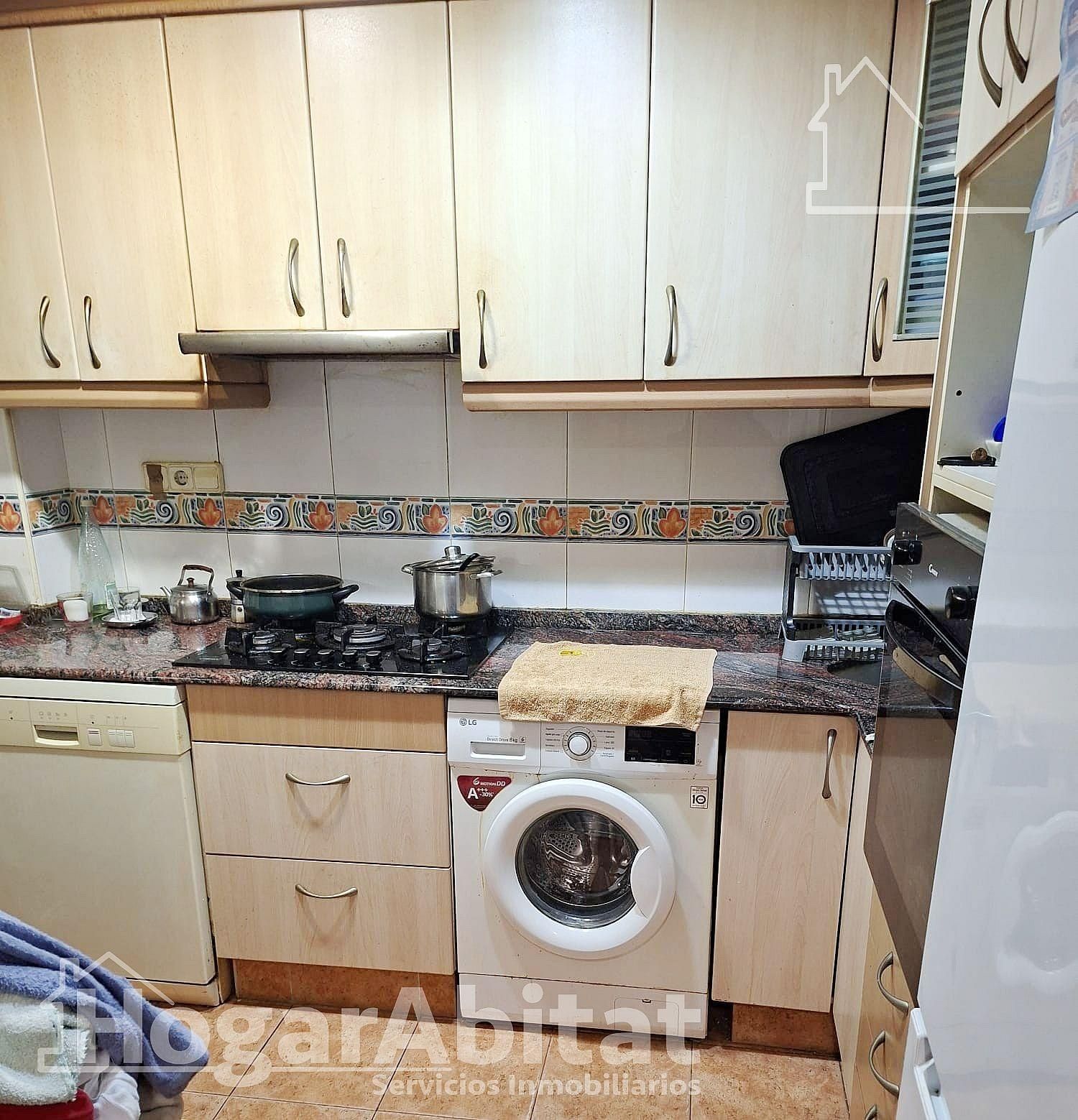 Kitchen of Flat for sale in Massanassa  with Air Conditioner