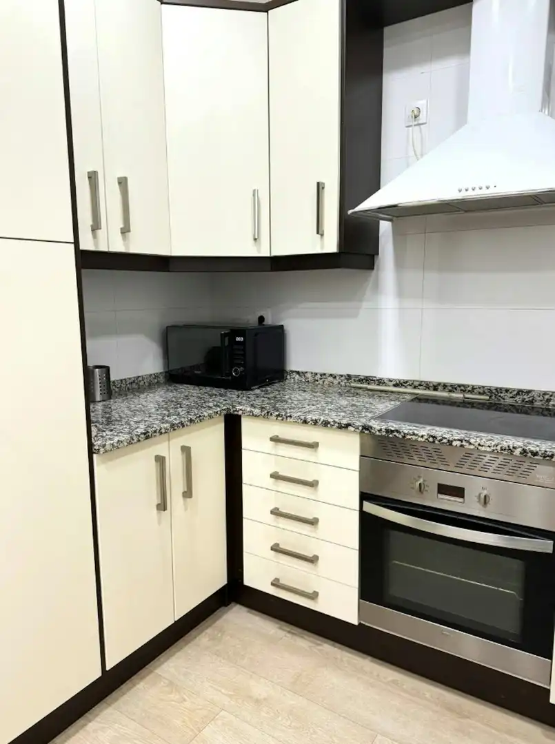 Küche von Wohnung zur Miete in Madrid mit Klimaanlage, Heizung und Möbliert