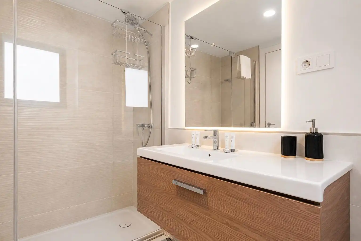 Bathroom of Ground floor for sale in Mijas  with Air Conditioner, Private garden and Terrace