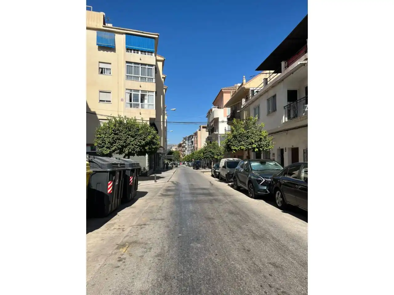 Vista exterior de Local de lloguer en Vélez-Málaga amb Aire condicionat i Alarma