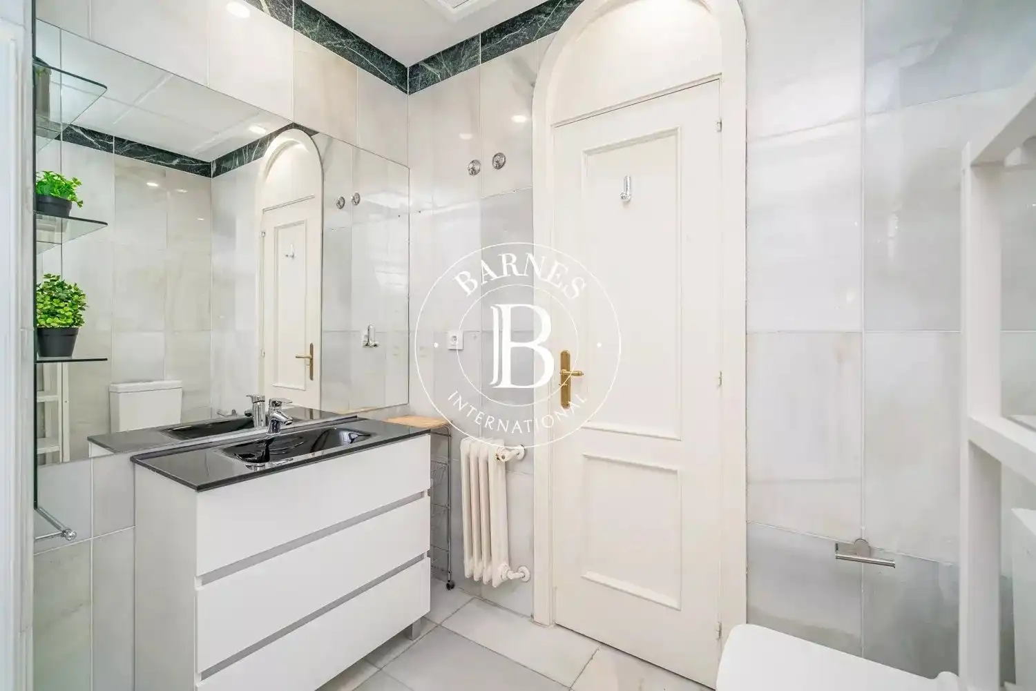 Baño de Piso de alquiler en Madrid con Aire acondicionado, Calefacción y Amueblado