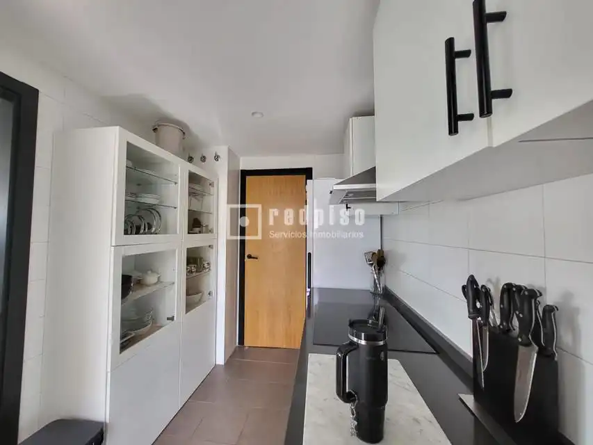 Cocina de Piso en venta en Valdemoro con Aire acondicionado, Calefacción y Jardín privado