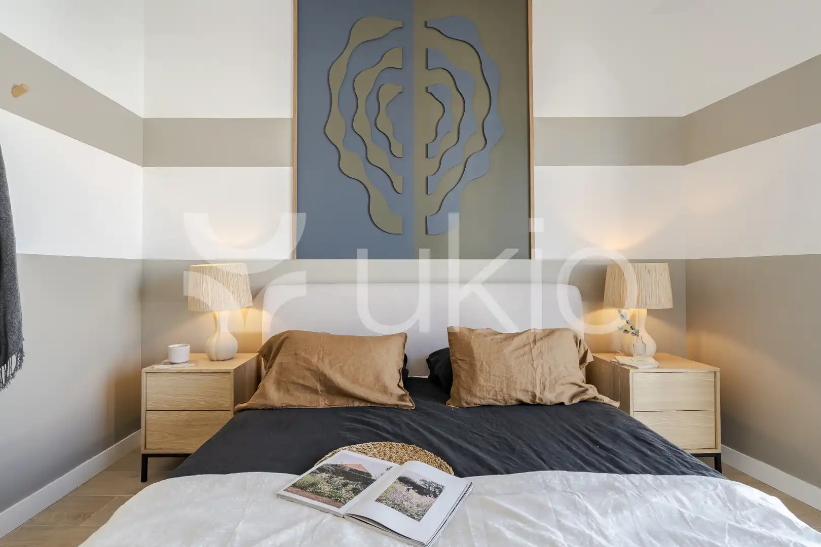 Dormitori de Apartament de lloguer en Madrid amb Aire condicionat, Calefacció i Moblat