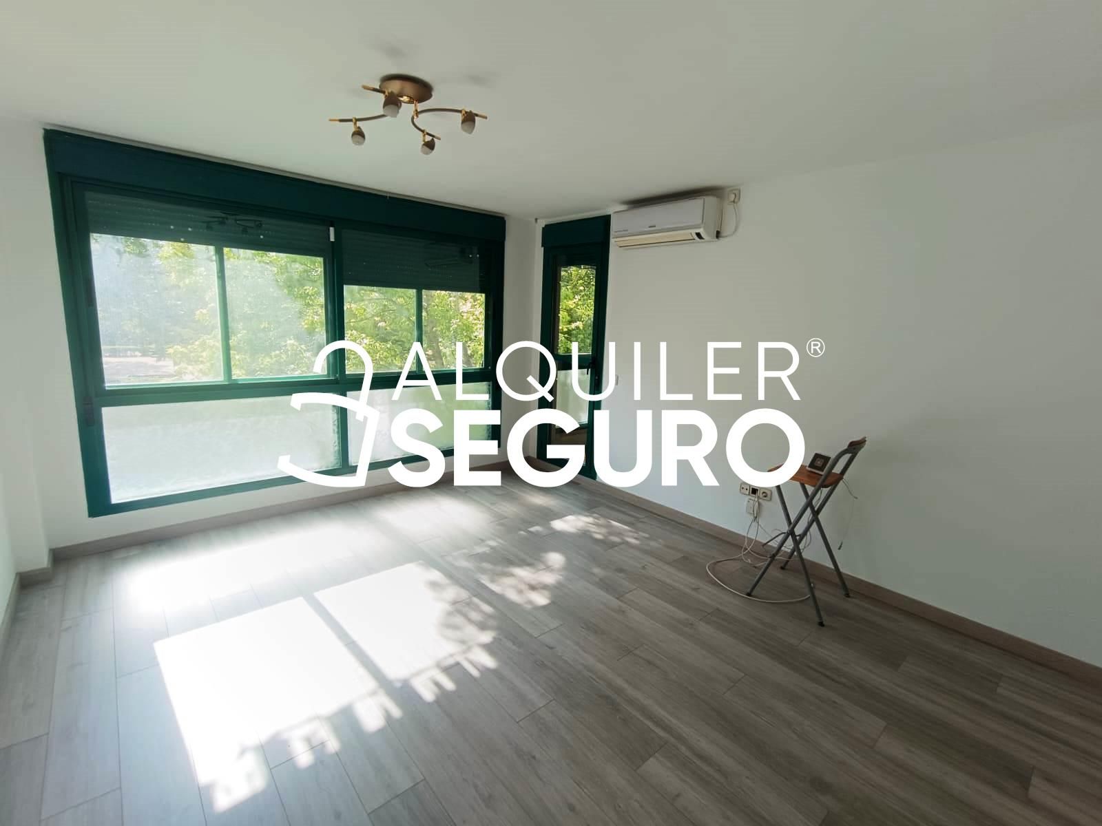 Piso de alquiler en Portugal, Parque Europa - Los Pitufos