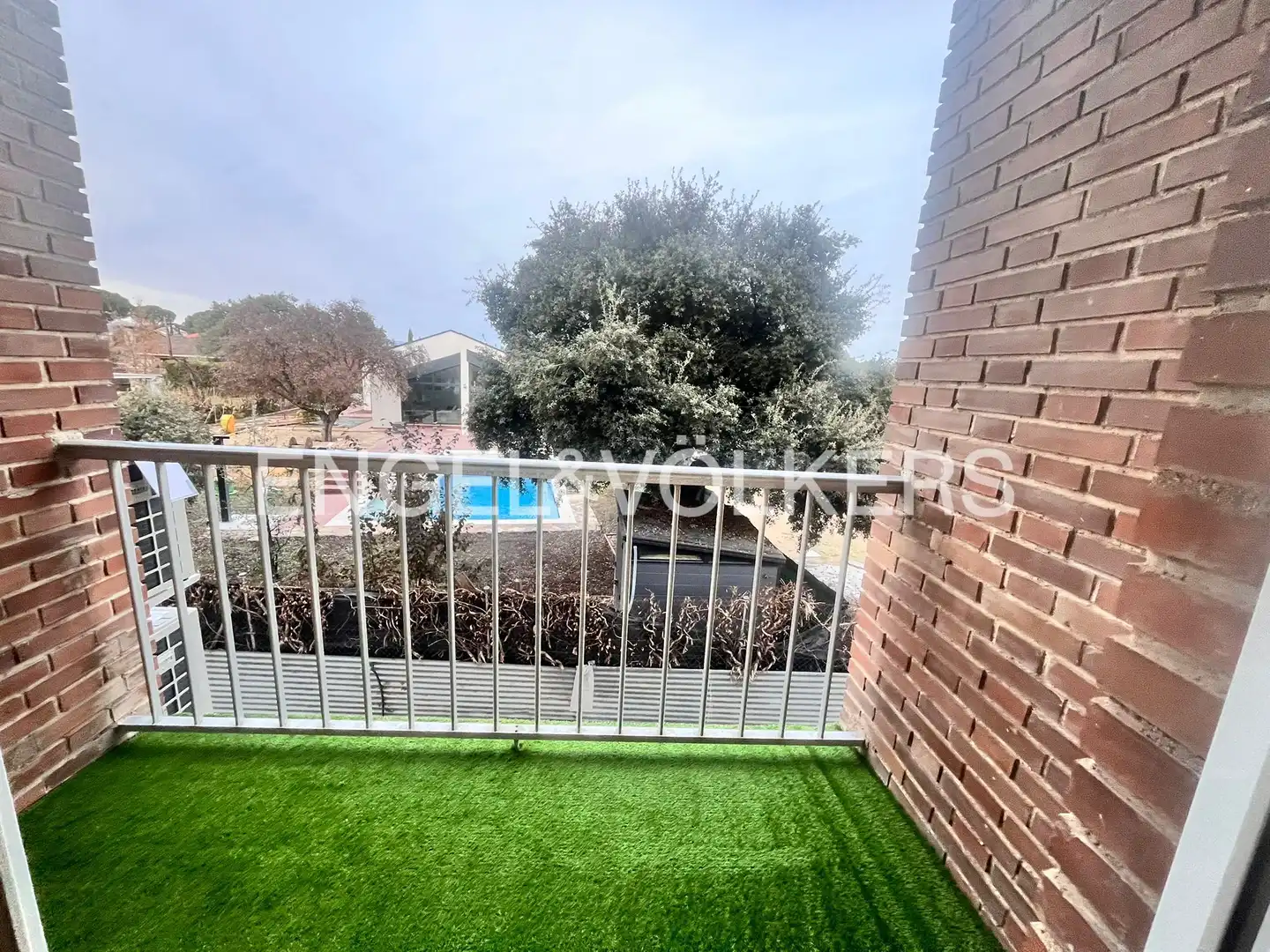 Terrassa de Estudi de lloguer en Villanueva de la Cañada amb Aire condicionat, Calefacció i Jardí privat